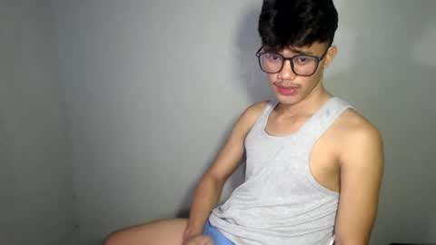 Snapshot of naughtyjosh_ chatting on July 8, 8:19 am Josh online show from July 8, 8:19 am
