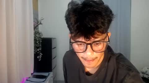 Snapshot of naughtyjosh_ chatting on July 12, 2:19 pm Josh online show from July 12, 2:19 pm