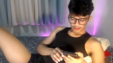 Snapshot of naughtyjosh_ chatting on July 25, 7:17 am Josh online show from July 25, 7:17 am