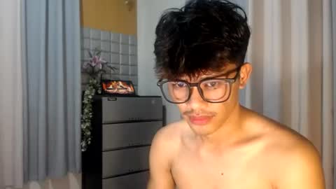 Snapshot of naughtyjosh_ chatting on August 7, 7:43 am Josh online show from August 7, 7:43 am