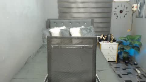 Crystal online show from October 22, 7:02 pm