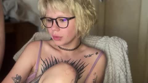 Snapshot of naughtylayla666 chatting on June 8, 11:32 am NaughtyLayla666 online show from June 8, 11:32 am