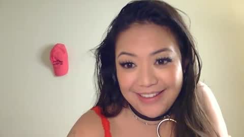 naughtymisslux online show from December 25, 5:26 am