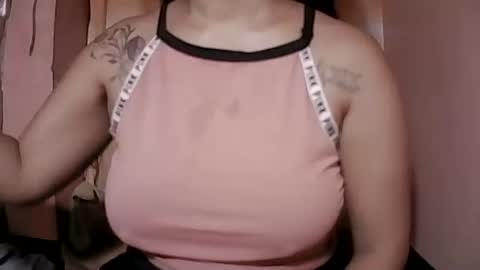 naughtymom_33 online show from September 9, 7:24 pm