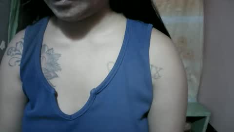 Snapshot of naughtymom_33 chatting on November 7, 11:38 pm naughtymom_33 online show from November 7, 11:38 pm