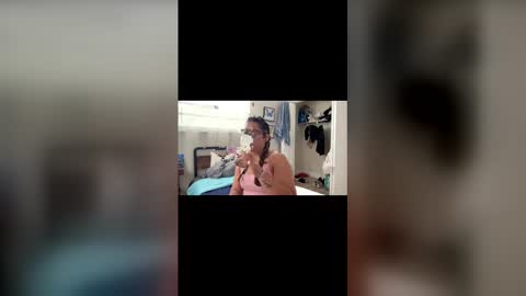 naughtynadia52 online show from November 26, 3:13 pm