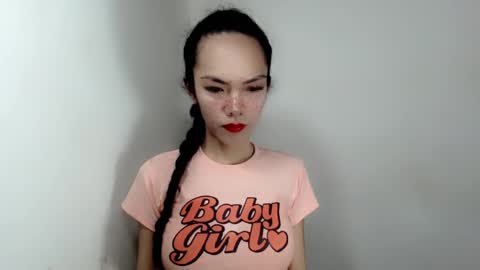 naughtypetiteangel online show from September 17, 7:43 am