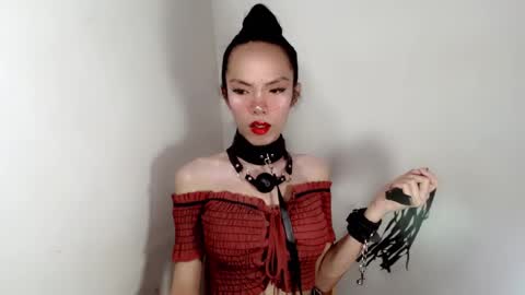 naughtypetiteangel online show from September 29, 8:41 am