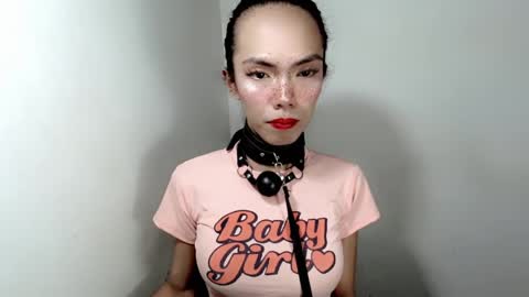 naughtypetiteangel online show from November 4, 1:16 am