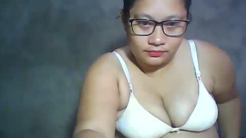 juls online show from February 25, 6:01 am