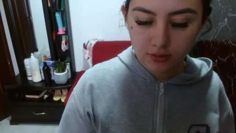naughtyplayass online show from May 26, 4:14 pm