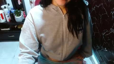 naughtyplayass online show from May 27, 2:52 am