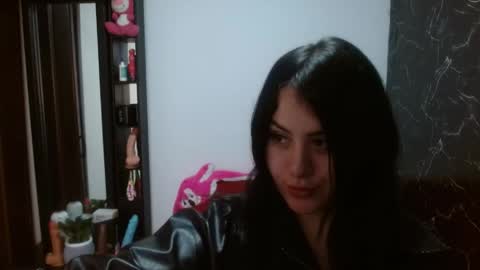 naughtyplayass online show from June 3, 1:25 pm