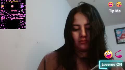 naughtyplayass online show from June 18, 12:09 pm