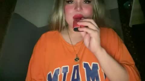 Rose Wilson online show from February 6, 3:15 pm