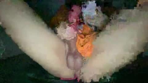 Snapshot of naughtyrosecum chatting on April 11, 1:15 pm Rose Wilson online show from April 11, 1:15 pm