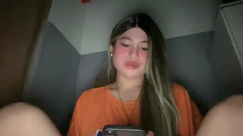 Snapshot of naughtyrosecum chatting on August 1, 2:49 pm Rose Wilson online show from August 1, 2:49 pm