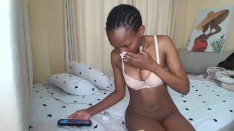 Snapshot of naughtyruby12 chatting on February 4, 10:43 am shyreen online show from February 4, 10:43 am