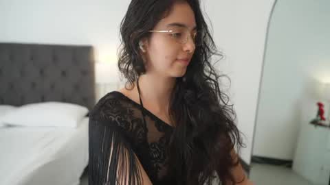 Snapshot of naughtysammx chatting on May 5, 3:31 pm Naughty Samm online show from May 5, 3:31 pm