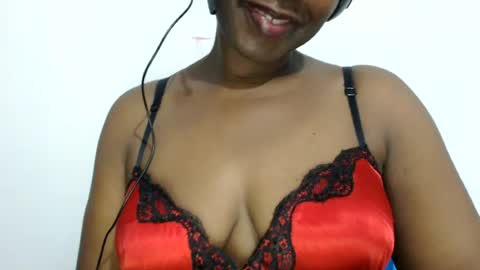 Sweet Naughty Shy online show from June 22, 9:56 pm