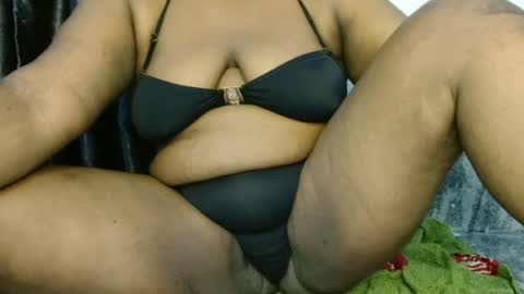 Snapshot of naughtyslut02 chatting on June 14, 5:20 am naughtyslut02 online show from June 14, 5:20 am