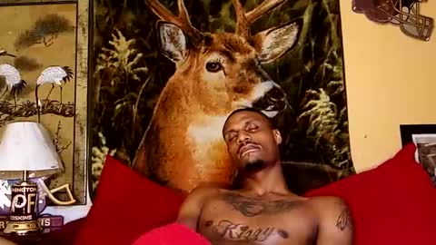 Snapshot of naughtyy_ken chatting on December 23, 7:20 pm Mekhi or Khi online show from December 23, 7:20 pm