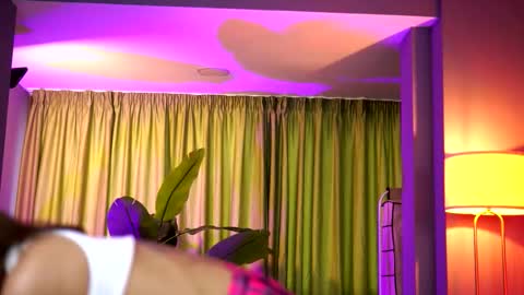 Chloe online show from March 12, 4:51 am