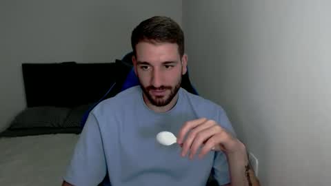 Snapshot of naugthy18boy chatting on February 12, 8:07 pm Nico online show from February 12, 8:07 pm