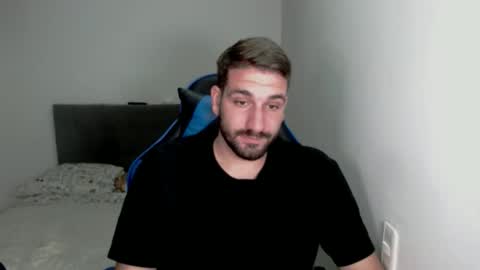 Snapshot of naugthy18boy chatting on March 4, 7:43 pm Nico online show from March 4, 7:43 pm