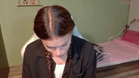 sabrina online show from March 2, 2:14 am