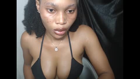 nautyslimfit online show from December 3, 4:36 am