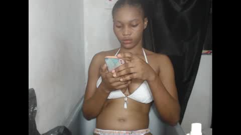 nautyslimfit online show from December 7, 4:09 am