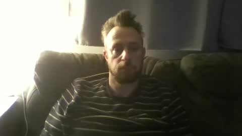 nawtydom1977 online show from December 4, 10:41 pm