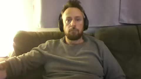 nawtydom1977 online show from December 7, 12:30 am