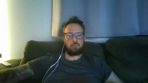 nawtydom1977 online show from February 18, 2:29 am