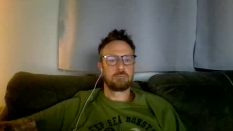 nawtydom1977 online show from July 1, 4:58 am