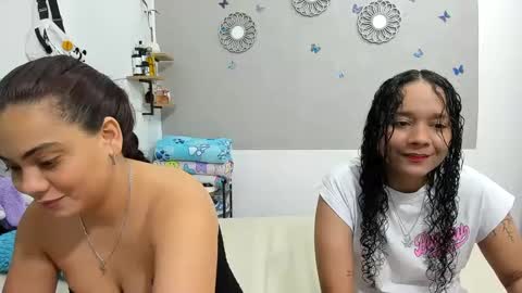 nay_and_aleja online show from September 26, 2:37 am