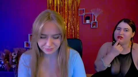 naya_dream online show from March 3, 8:37 pm