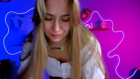 naya_dream online show from March 17, 8:12 pm