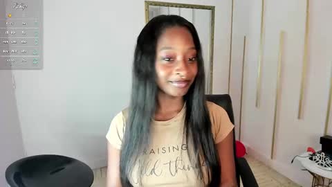Snapshot of nayariskaya chatting on February 13, 6:05 pm Nayaris 3 online show from February 13, 6:05 pm