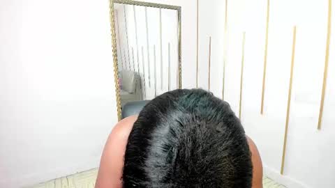 Nayaris 3 online show from December 3, 3:10 pm