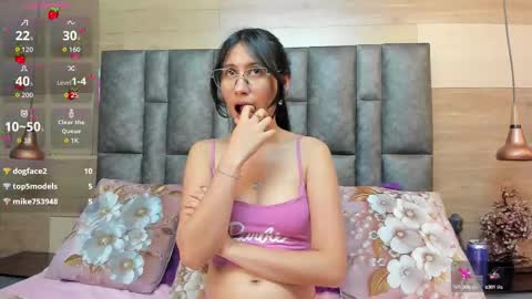 Naye  online show from September 19, 3:56 pm