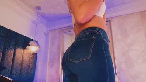 Juli  online show from February 12, 11:07 am