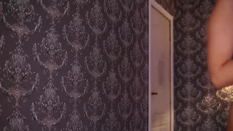 NayRazahra online show from March 25, 7:09 pm