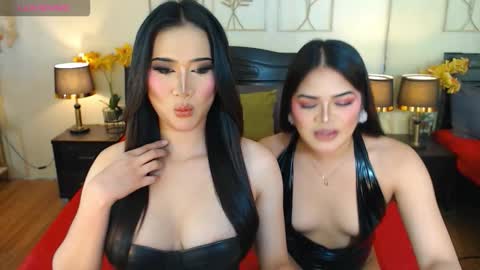 Snapshot of nayumi_edwards chatting on October 18, 6:41 pm F R A N Z I A online show from October 18, 6:41 pm