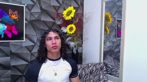 Snapshot of nazper_ chatting on January 17, 3:53 pm Nazper online show from January 17, 3:53 pm