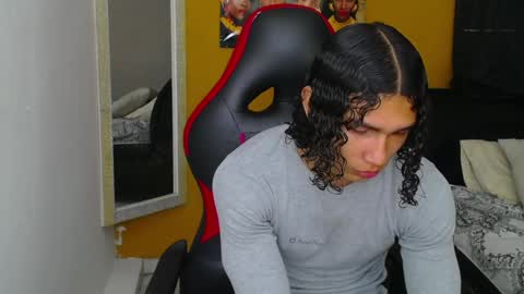 Snapshot of nazper_ chatting on February 20, 12:25 pm Nazper online show from February 20, 12:25 pm