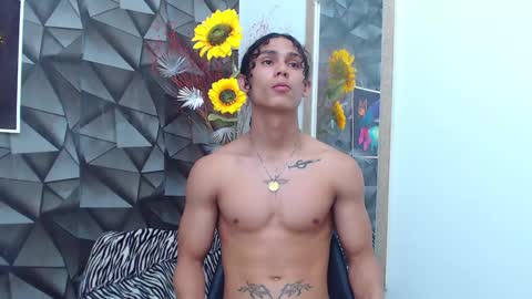 Snapshot of nazper_ chatting on March 11, 6:19 pm Nazper online show from March 11, 6:19 pm