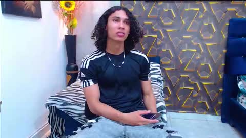 Snapshot of nazper_ chatting on September 20, 4:52 pm Nazper online show from September 20, 4:52 pm