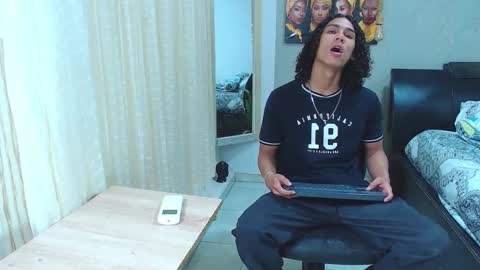 Snapshot of nazper_ chatting on September 21, 4:08 pm Nazper online show from September 21, 4:08 pm